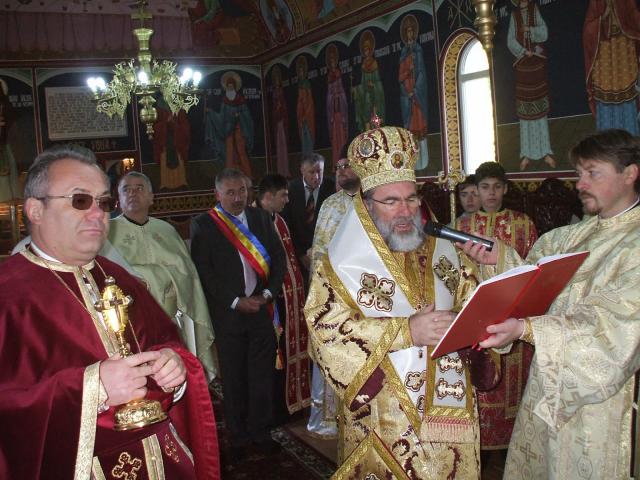 Noi porţi către ceruri în Eparhia Romanului şi Bacăului