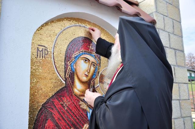Sărbătoare la Schitul Vovidenia-Neamț
