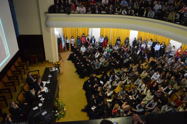 Sală arhiplină, la conferința ASCOR susținută de IPS Nicolae, Mitropolit de Mesogias şi Lavreotiki