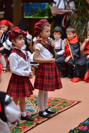 Şezătoare la Grădiniţa "Sfântul Ioan cel Nou" din Suceava