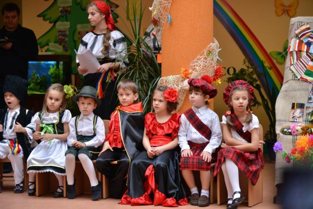 Şezătoare la Grădiniţa "Sfântul Ioan cel Nou" din Suceava