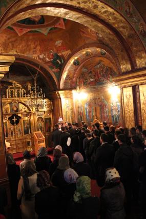 Moment de sărbătoare la capela Facultăţii de Teologie Ortodoxă din Iaşi