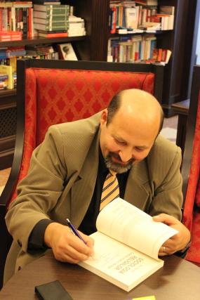Lansarea cărţii „Sociologia religiilor”, semnată de profesorul Nicu Gavriluţă