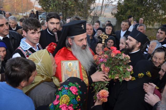 IPS Mitropolit Teofan a sfințit aşezământul social-filantropic al parohiei Negritești