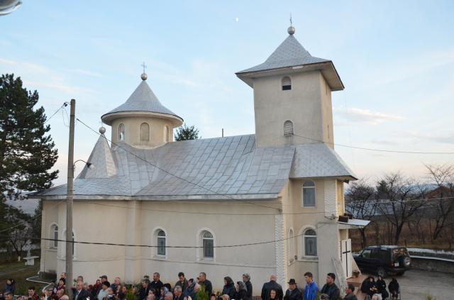 IPS Mitropolit Teofan a sfințit aşezământul social-filantropic al parohiei Negritești