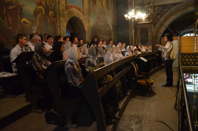 Slujire arhierească și hirotonie de preot la Catedrala mitropolitană din Iași