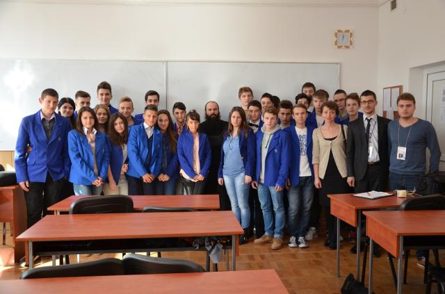Proiectul  național „Dialoguri la ţintă”, la Liceul „Grigore Moisil” din Iași