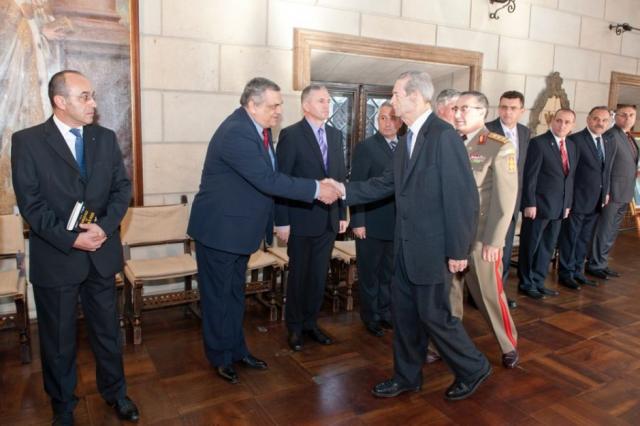 Regele Mihai I al României a primit delegația Universității Naționale de Apărare "Carol I"
