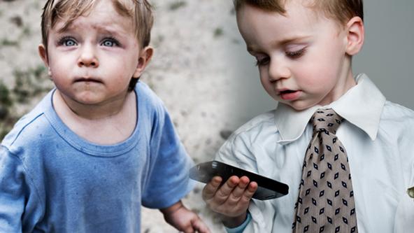 Copiii devin dependenţi de telefonul mobil