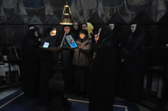 "În această zi, suntem oaspeţi ai praznicului dumnezeiesc"