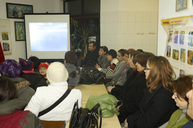 Întâlnire dedicată violenţei în familie la Centrul "Samaritenul Milostiv"