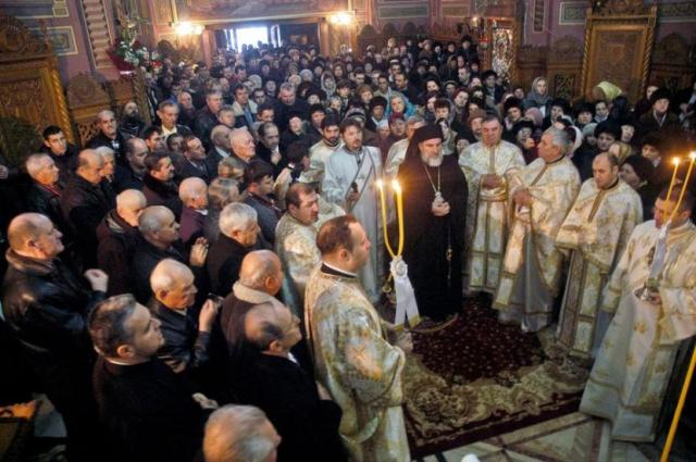 Liturghie arhierească la Biserica "Sfântul Nicolae" din Bacău