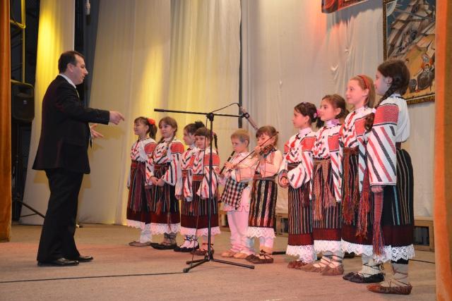 A debutat seria concertelor de colinde organizate de Mitropolia Moldovei şi Bucovinei