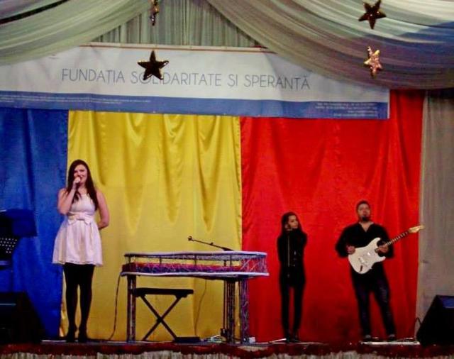 Paula Seling a oferit ieşenilor o "Poveste din Viflaim"