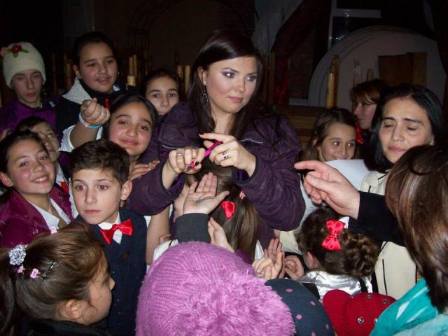 Paula Seling a oferit ieşenilor o "Poveste din Viflaim"
