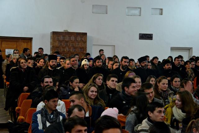 Conferinţă şi concert de colinde organizate de ATOR Roznov