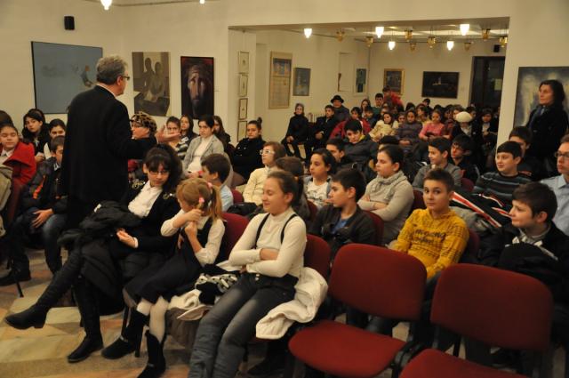 A debutat Simpozionul "Hristos - Calea, Adevărul şi Viaţa"