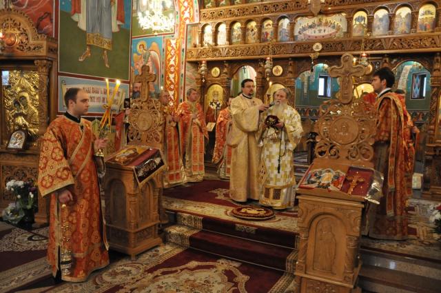 Liturghie arhierească la Catedrala oraşului Gura Humorului