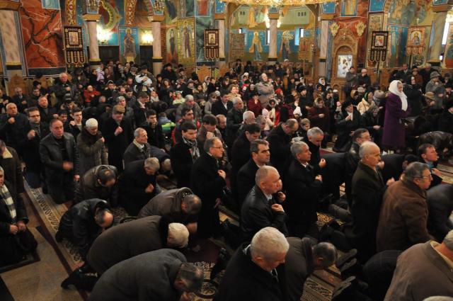 Liturghie arhierească la Catedrala oraşului Gura Humorului