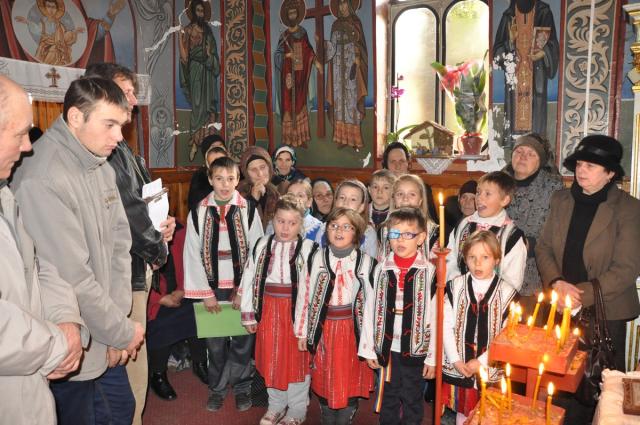 Sărbătoare înălţătoare de Sfântul Nicolae, la Andrieşeni