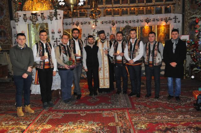 Corul „Byzantion“, prezent la Săvineşti în a treia zi de Crăciun
