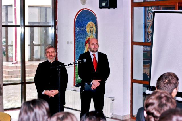 Întâlnire dedicată Sfântului Ierarh Dosoftei, la Seminarul Teologic din Iaşi