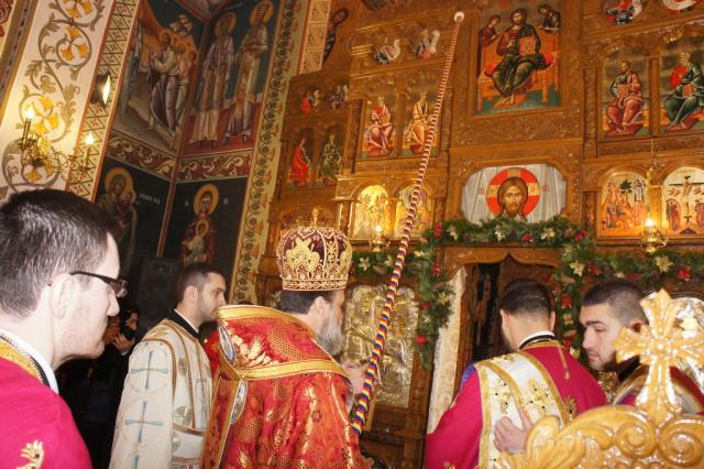 Sfinţirea veşmântului pictural la Catedrala din Urziceni