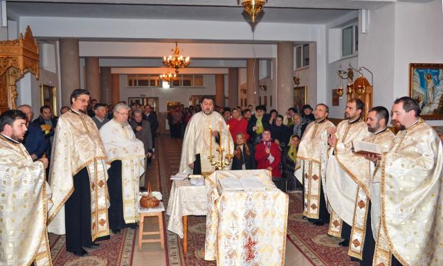 Rugăciune şi colind la Secu-Taşca