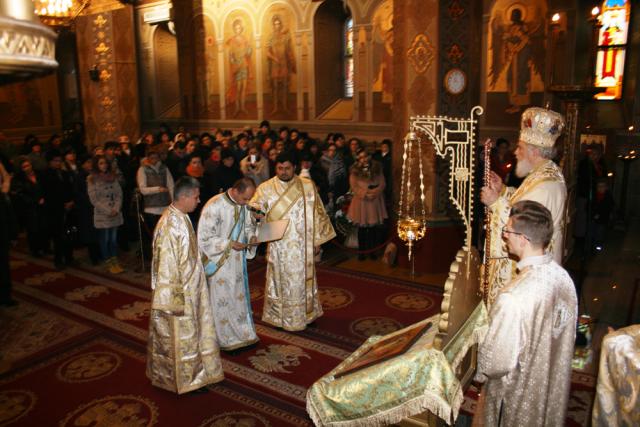 Slujire arhierească și hirotonii la Catedrala mitropolitană din Târgoviște