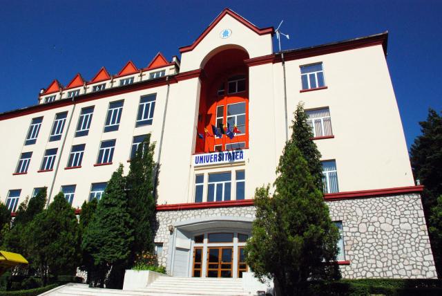 Moment aniversar la Universitatea Petroşani