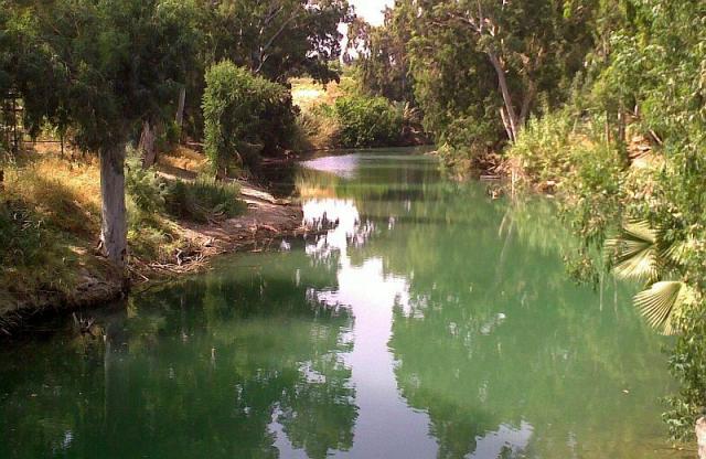 În valea largă a Iordanului…