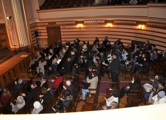 Recital extraordinar al actorului Dorel Vișan la Iași: „Eminescu, între geniu, om și sfânt”