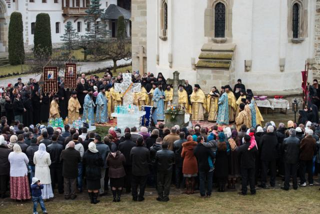 Boboteaza la Mănăstirea Putna