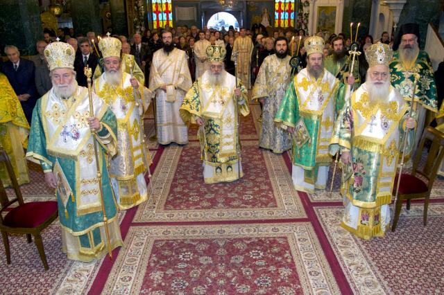 Cinci arhierei la prăznuirea Sfântului Cuvios Antonie cel Nou de la Veria