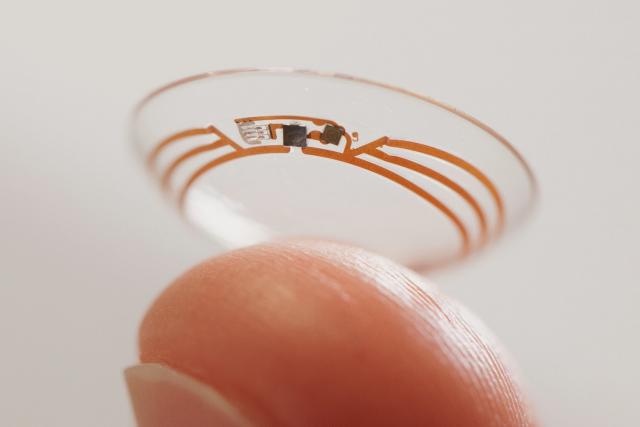 Google va lansa lentile de contact sensibile la zahăr, pentru diabetici