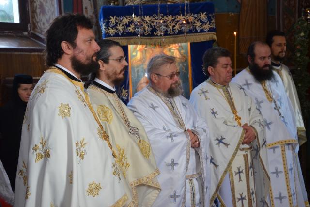 IPS Mitropolit Teofan, prezent la hramul Mănăstirii Copou