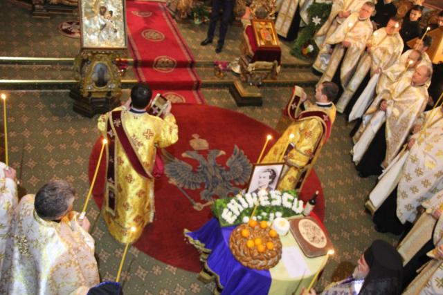 Omagiu lui Eminescu la Roman