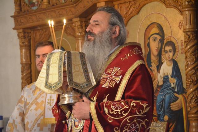 „Cel care nedreptăţeşte pe alţii e un om mic în ochii lui Dumnezeu“