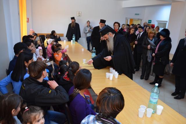 „Cel care nedreptăţeşte pe alţii e un om mic în ochii lui Dumnezeu“