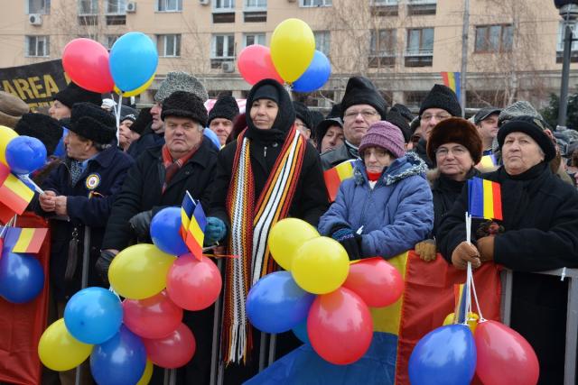 IPS Teofan: „Dumnezeu și familia sunt adevărurile  fundamentale ce ajută o națiune să ființeze și să viețuiască”