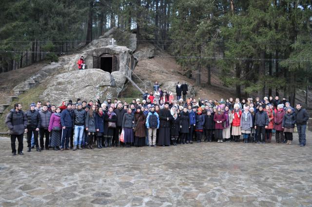 Cu dragoste, pentru toți tinerii