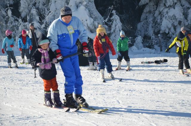 „Floare de colţ” - bucuria şi aventura copilăriei