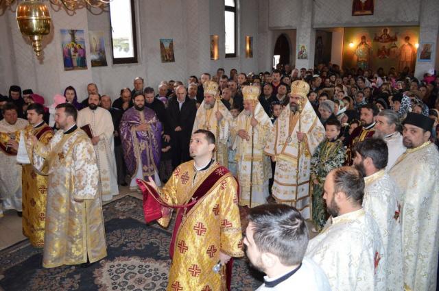 Un an de când arhiepiscopul Adrian Hriţcu a plecat la Domnul