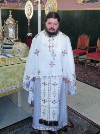 „La Spovedanie tocmai asta tratezi cu Dumnezeu: să treacă peste nevrednicia ta. De ce? Pentru că vă iubiți”