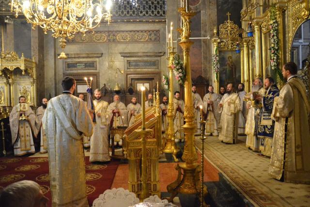 Patru ierarhi, la hramul istoric al Catedralei mitropolitane din Iași