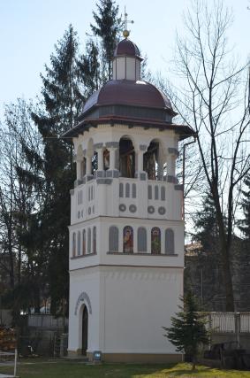 72 de elevi au dat răspunsurile liturgice la Biserica „Sfântul Nicolae“ din Câmpulung Moldovenesc