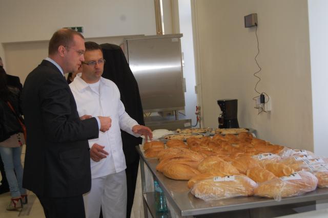 Binecuvântare pentru brutăria Asociaţiei „Pâinea vieţii” din Timişoara