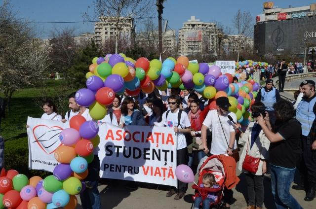 Marşul pentru Viaţă, organizat în aproximativ 40 de oraşe din România (GALERIE FOTO)