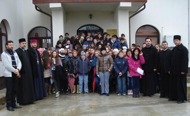 Peste 100 de copii au participat la un dialog catehetic în Episcopia Giurgiului