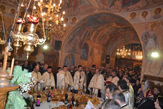 Hramul Bisericii „Buna Vestire“ - Dărmănești din Piatra Neamţ